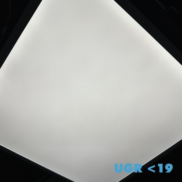 Dalle LED plafond PRO UGR 19 36W Eq 400W 600x600 Garantie 3 ans